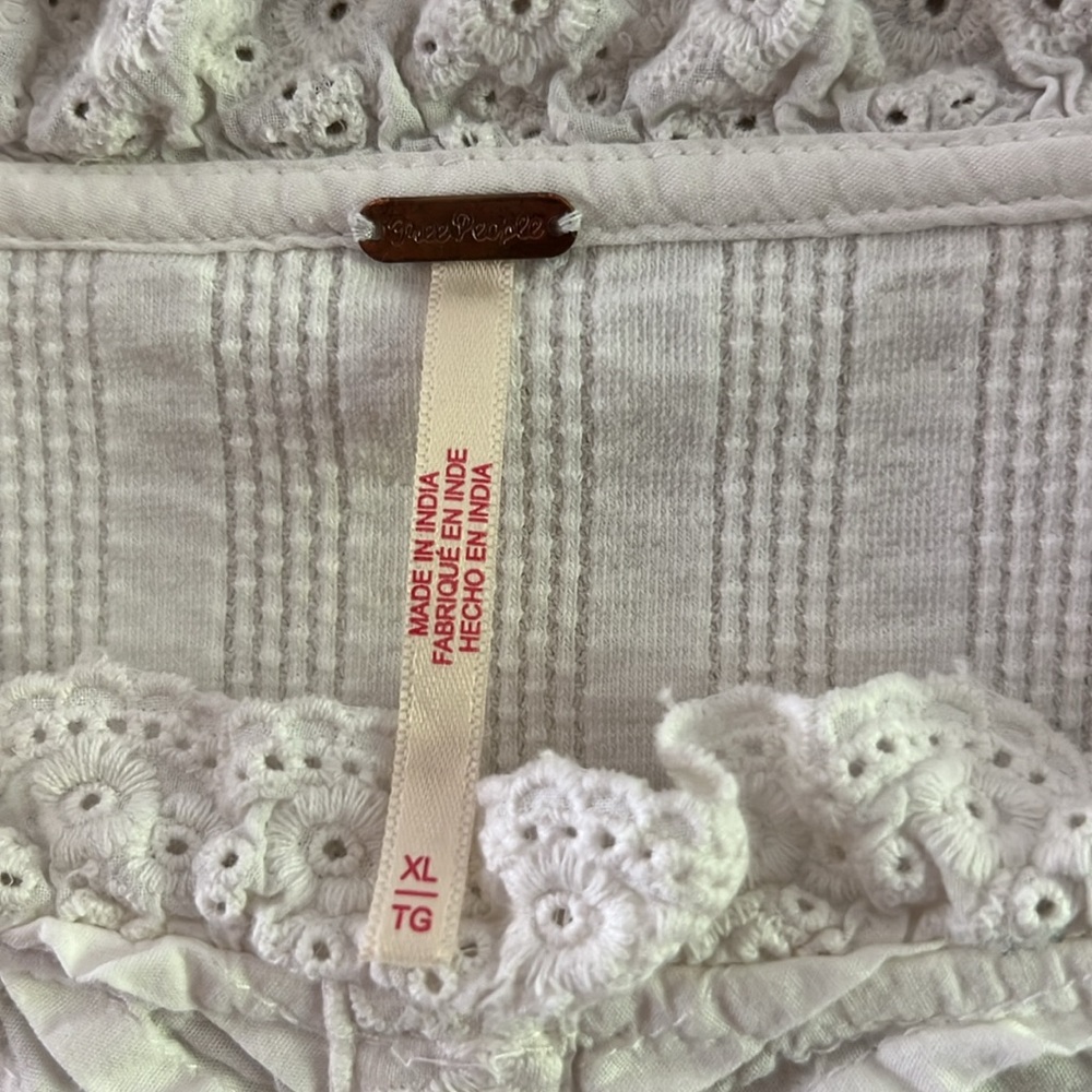 Free People Women’s More Romance Top color Ivory size XL - Picture 6 of 16